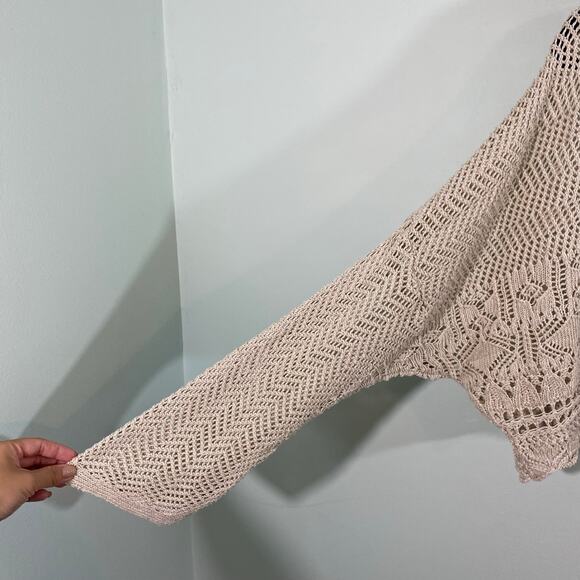 Urban Outfitters Women Beige Oversized Beachy Pointelle Sweater Size S - Picture 5 of 8